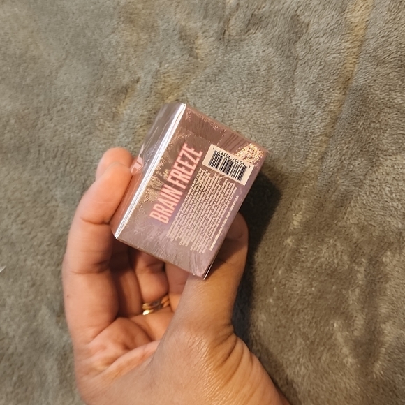 💫Jeffree Star Eye Gloss - Picture 2 of 4